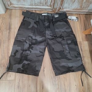 NWT Regal Wear Army Fatigue Cargo Shorts